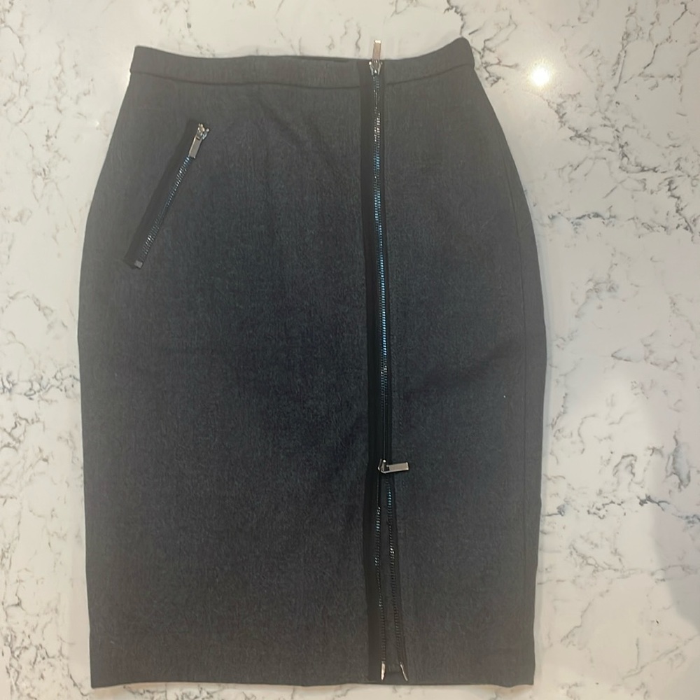 Amazing pencil WOOL skirt!